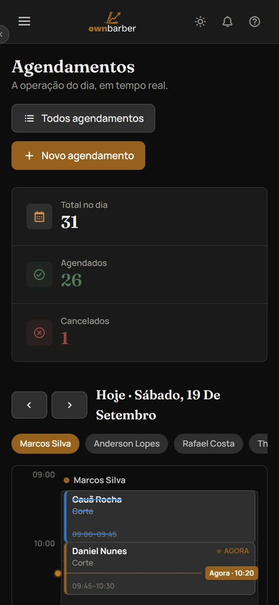 Agenda do dia no celular, com o atendimento em andamento